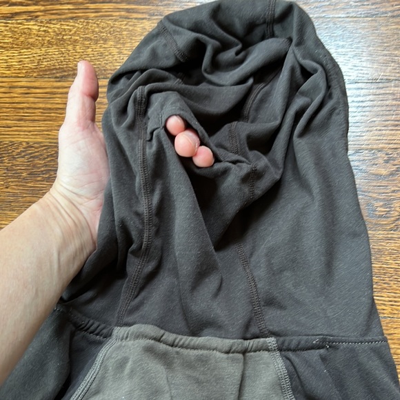 Nike Dri-Fit Hooded Long Sleeve Tee Size Small - Picture 15 of 16